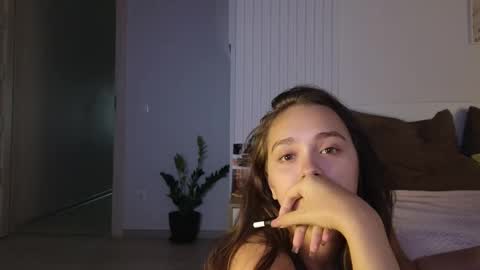 Snapshot of evi_woow chatting on September 2025 09:26:01 PM evi_woow online show from September 2025 09:26:01 PM