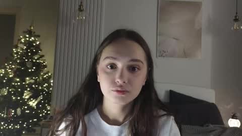 Snapshot of evi_woow chatting on December 2025 01:10:01 AM evi_woow online show from December 2025 01:10:01 AM