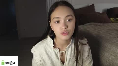 Snapshot of evi_woow chatting on March 2026 05:08:02 AM evi_woow online show from March 2026 05:08:02 AM