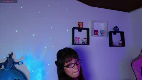 Snapshot of evie_cloud chatting on January 2026 05:11:02 AM Evie Cloud online show from January 2026 05:11:02 AM