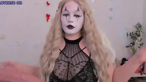 evilla_brill online show from June 2026 09:15:01 AM