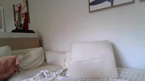 Badblondebunny online show from December 2025 05:41:02 PM