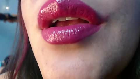 Snapshot of evolethmontenegros chatting on December 2024 04:03:02 AM Evoleth online show from December 2024 04:03:02 AM