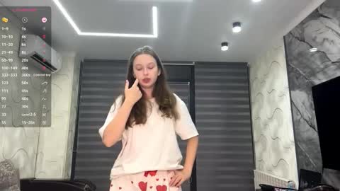 Eva online show from November 2025 03:14:02 PM