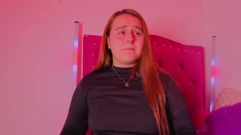 EVY online show from November 2025 04:01:01 AM