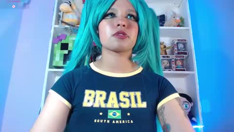 Im Evy online show from December 2024 03:24:01 AM