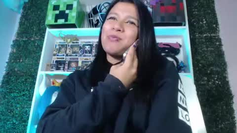 Im Evy online show from July 2026 06:11:01 PM
