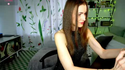 Snapshot of exe_cutie chatting on June 2026 03:01:01 AM Mary online show from June 2026 03:01:01 AM