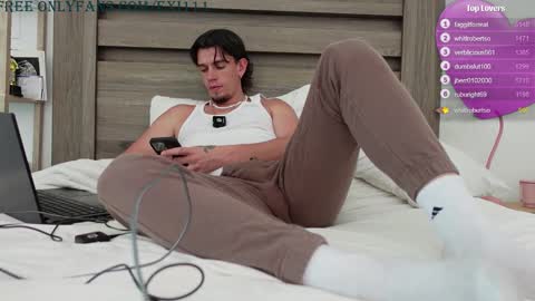 Snapshot of exi111 chatting on January 2025 08:10:01 PM Exi111 online show from January 2025 08:10:01 PM