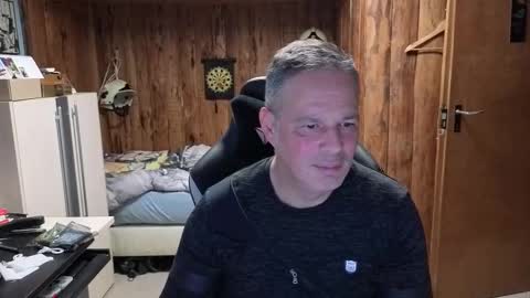 Snapshot of exibe1219 chatting on January 2025 03:12:02 PM exibe1219 online show from January 2025 03:12:02 PM