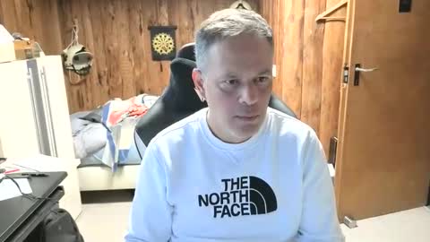 Snapshot of exibe1219 chatting on October 2025 12:48:02 PM exibe1219 online show from October 2025 12:48:02 PM