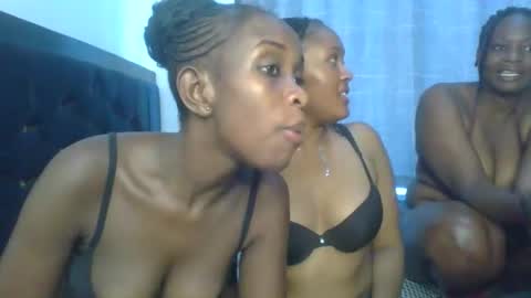 Snapshot of exotic_cutiee chatting on April 2026 10:36:01 AM exotic_cutiee online show from April 2026 10:36:01 AM