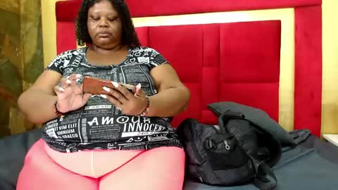 Snapshot of exoticbigmandx chatting on April 2026 02:32:01 PM Mandy online show from April 2026 02:32:01 PM