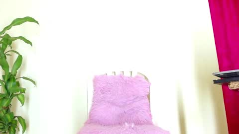 Snapshot of exotiic_sara chatting on January 2025 04:29:01 PM SARA online show from January 2025 04:29:01 PM