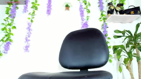 Snapshot of exotiic_sara chatting on April 2026 08:09:01 PM SARA online show from April 2026 08:09:01 PM