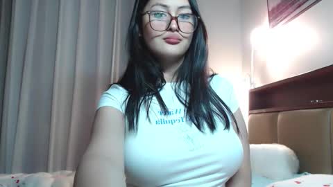 Candy  online show from February 2026 12:09:02 PM