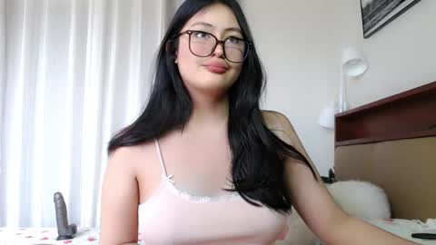 Candy  online show from March 2026 05:11:02 AM