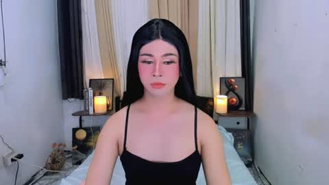 Snapshot of expensive_elise chatting on June 2026 11:53:01 AM expensive_elise online show from June 2026 11:53:01 AM