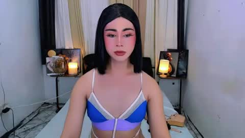 Snapshot of expensive_elise chatting on July 2026 07:03:02 AM expensive_elise online show from July 2026 07:03:02 AM