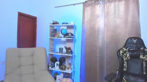 Snapshot of exquisite_gabe chatting on February 2025 07:30:01 PM GABRIEL online show from February 2025 07:30:01 PM