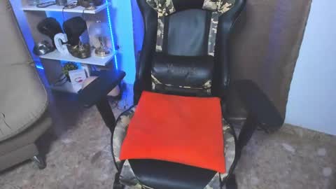 Snapshot of exquisite_gabe chatting on February 2025 01:40:02 AM GABRIEL online show from February 2025 01:40:02 AM