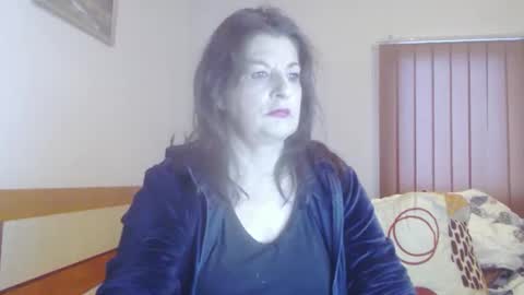 Snapshot of extasymature chatting on October 2025 06:00:02 AM ExtasyMature online show from October 2025 06:00:02 AM