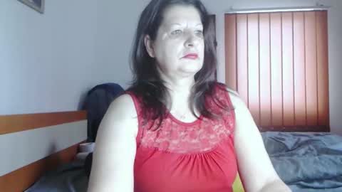 Snapshot of extasymature chatting on November 2025 06:47:02 AM ExtasyMature online show from November 2025 06:47:02 AM