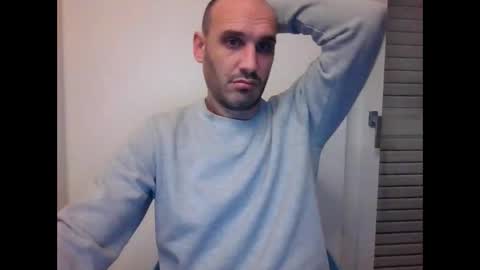 Extro online show from February 2026 10:35:02 PM