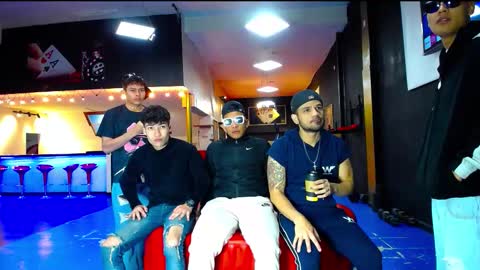 extrangers online show from September 2025 11:04:01 AM