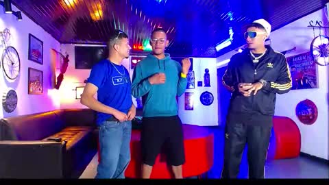 Snapshot of extrangers chatting on January 2026 01:16:02 PM extrangers online show from January 2026 01:16:02 PM