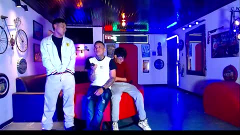 Snapshot of extrangers chatting on March 2026 12:10:02 PM extrangers online show from March 2026 12:10:02 PM