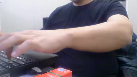 Snapshot of extrex2 chatting on February 2026 06:34:01 AM derssing online show from February 2026 06:34:01 AM