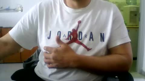 Snapshot of extrex2 chatting on March 2026 10:53:02 AM derssing online show from March 2026 10:53:02 AM