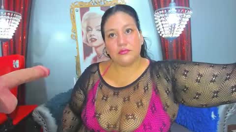 Snapshot of exxxtrabigboobs chatting on December 2025 08:47:02 PM Nessa casst online show from December 2025 08:47:02 PM