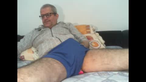 GEORGE online show from December 2025 01:03:02 AM