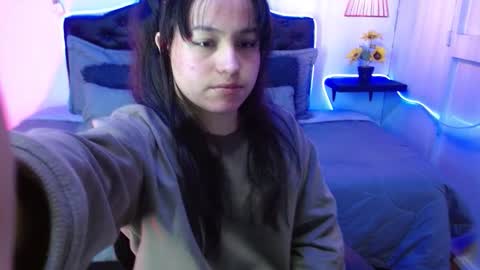 Snapshot of eymmy_24 chatting on September 2025 03:19:02 AM eymmy_24 online show from September 2025 03:19:02 AM