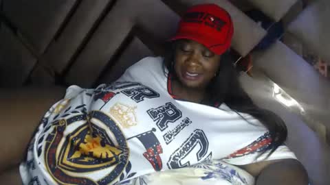 eyshaexotii online show from November 2025 05:11:01 PM