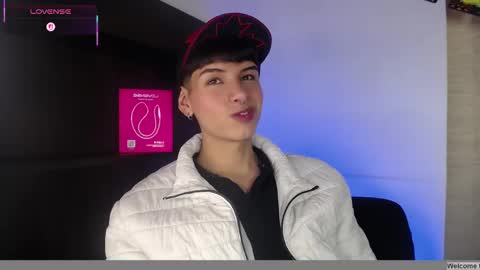 Juan online show from October 2025 05:28:01 AM