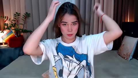 Snapshot of ezrahollywood chatting on December 2024 09:44:02 AM UR SWEET EZRA online show from December 2024 09:44:02 AM