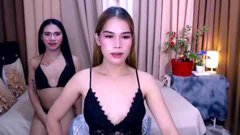 Snapshot of ezrahollywood chatting on January 2025 07:59:01 AM UR SWEET EZRA online show from January 2025 07:59:01 AM