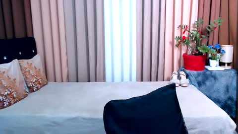 Snapshot of ezrahollywood chatting on January 2025 04:10:01 PM UR SWEET EZRA online show from January 2025 04:10:01 PM