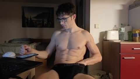 Mick online show from January 2025 08:46:01 PM