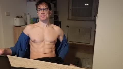 Mick online show from February 2025 09:10:01 PM