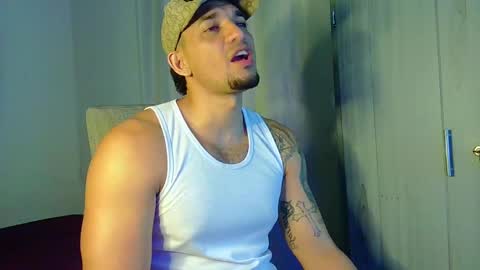 Snapshot of fabi_calde chatting on April 2026 01:43:02 AM fabi online show from April 2026 01:43:02 AM