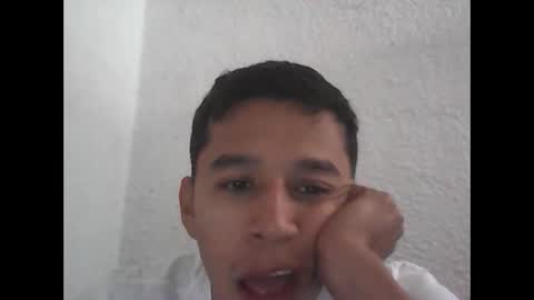 Snapshot of fabiar11 chatting on April 2026 05:15:02 PM R online show from April 2026 05:15:02 PM
