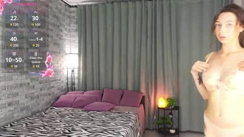 Adri online show from December 2024 11:17:02 PM