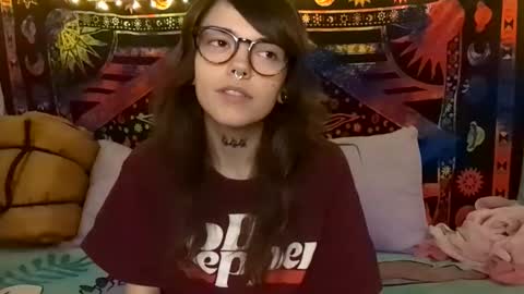 Snapshot of faerienugs chatting on March 2026 02:39:02 AM Faerie 3 online show from March 2026 02:39:02 AM