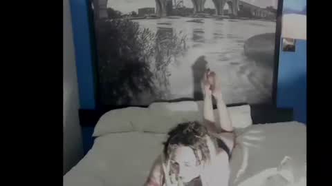 Fae online show from September 2025 04:28:02 AM