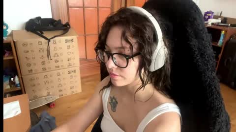 Loly online show from June 2026 06:38:02 AM