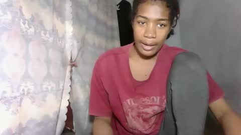 faiqua95 online show from April 2026 10:46:02 AM